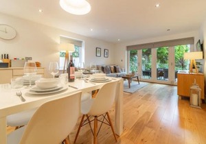 3 Sandy Lane