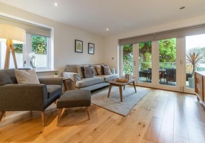 3 Sandy Lane