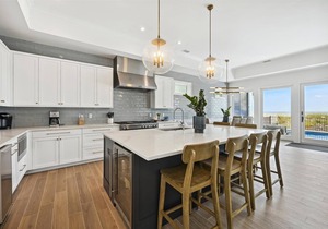 3 Singleton, Oceanfront, Free Golf, Pool, Elevator, Pickleball