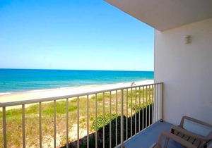3-Star Hotel ∙ Comfort Inn on the Ocean