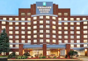 3-Star Hotel ∙ Embassy Suites By Hilton Montreal Airport