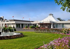 3-Star Hotel ∙ Cape Codder Resort & Spa