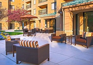 3-Star Hotel ∙ Courtyard by Marriott Richmond Northwest