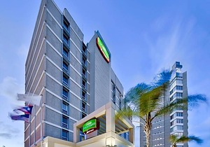 3-Star Hotel ∙ Courtyard by Marriott San Juan Miramar