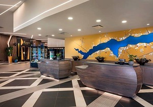3-Star Hotel ∙ Crowne Plaza Providence-Warwick (Airport), an IHG Hotel