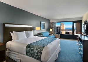3-Star Hotel ∙ DoubleTree Resort by Hilton Myrtle Beach