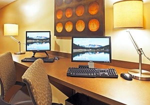 3-Star Hotel ∙ Denver Marriott West