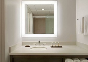 3-Star Hotel ∙ Embassy Suites Boca Raton