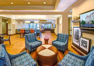 3-Star Hotel ∙ Hampton Inn & Suites Atlanta-Galleria