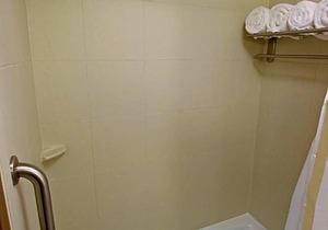 3-Star Hotel ∙ Hilton Garden Inn Covington/Mandeville
