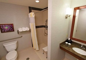 3-Star Hotel ∙ Hilton Garden Inn Covington/Mandeville