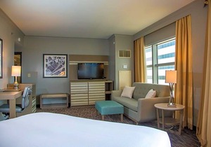 3-Star Hotel ∙ Hilton Melbourne