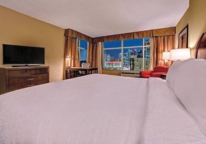 3-Star Hotel ∙ Hilton Garden Inn Nashville Downtown/Convention Center