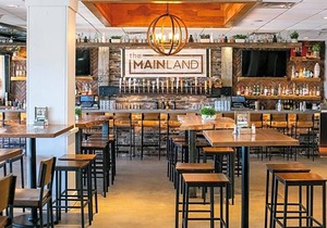 3-Star Hotel ∙ Holiday Inn Manahawkin/Long Beach Island, an IHG Hotel
