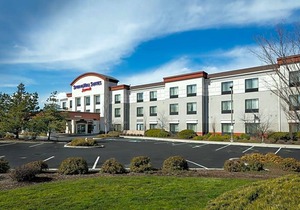 3-Star Hotel ∙ SpringHill Suites by Marriott Medford
