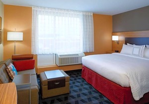 3-Star Hotel ∙ TownePlace Suites by Marriott Grand Rapids Airport
