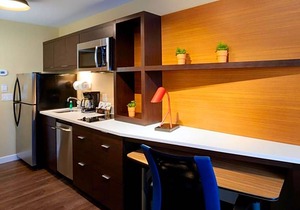 3-Star Hotel ∙ TownePlace Suites by Marriott Grand Rapids Airport
