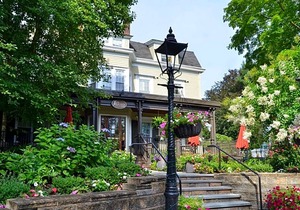 3-Star Hotel ∙ The Peacock Inn, Ascend Hotel Collection