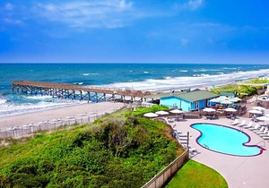 3-Star Hotel ∙ DoubleTree by Hilton Atlantic Beach Oceanfront