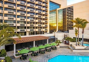 3-Star Hotel ∙ DoubleTree by Hilton San Jose