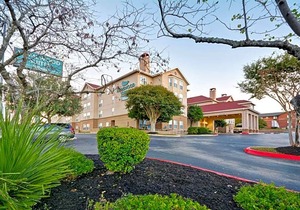 3-Star Hotel ∙ Homewood Suites by Hilton San Antonio Northwest