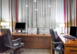 3-Star Hotel ∙ Wyndham Garden Manassas