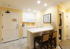 30% off Carlsbad Inn Beach Resort Instant Booking 1BR/1BA, 8/3/2025 - 8/10/2025