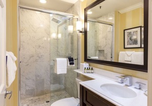 30% off Carlsbad Inn Beach Resort Instant Booking 1BR/1BA, 8/3/2025 - 8/10/2025
