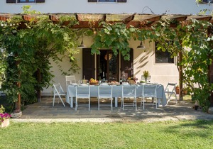 300 m² Villa ∙ 5 bedrooms ∙ 10 guests
