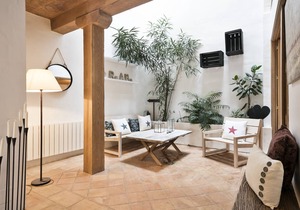 300 m² Chalet ∙ 5 bedrooms ∙ 11 guests