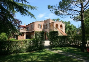 300 m² Villa ∙ 7 bedrooms ∙ 16 guests