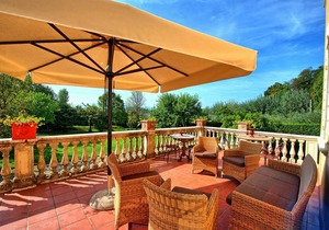 300 m² Villa ∙ 5 bedrooms ∙ 10 guests