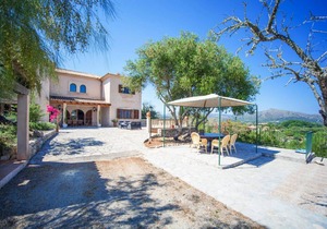 300 m² Villa ∙ 5 bedrooms ∙ 10 guests