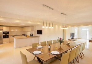 300 m² Villa ∙ 7 bedrooms ∙ 16 guests