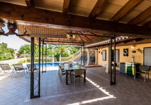 300 m² Villa ∙ 4 bedrooms ∙ 8 guests