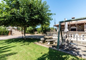 300 m² Villa ∙ 4 bedrooms ∙ 8 guests