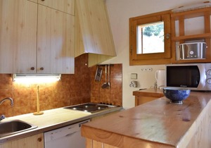 300m from ski slopes, 2nd floor, balcony, tv, ski locker, 33m², Méribel