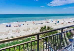 301 Direct Oceanfront 1 bedroom/1 bath condo