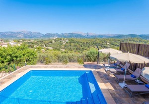 302 m² Villa ∙ 3 bedrooms ∙ 6 guests