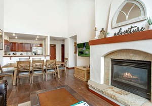 304 Spruce Tree Lodge Condo
