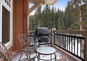 3044 Lone Eagle Condo