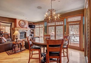 3044 Lone Eagle Condo