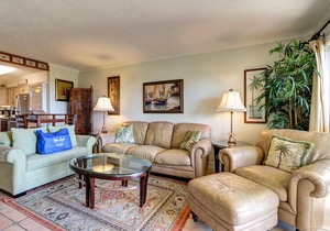 30A Beachfront Condo. Steps To The Beach! 3BD,3BA. 25+ Listing
