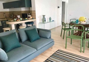 3½-room house in a sunny location right on the beach