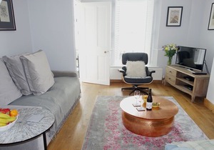 31 Crowthers Hill, Dartmouth