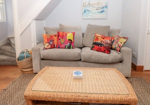 31 CROWTHERS HILL, pet friendly, with a garden in Dartmouth