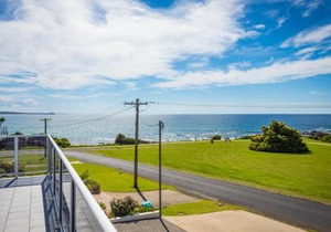 31 McMillan Crescent, Dalmeny