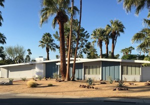 31 Palms: A Mid-Century Retreat in Central Palm Springs