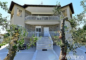311 m² Villa ∙ 6 bedrooms ∙ 13 guests