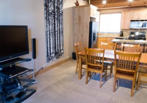 3130 Aspen Grove